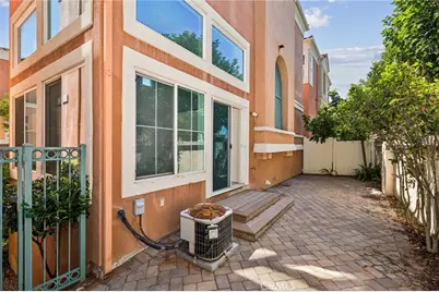 11 Medici Aisle, Irvine, CA 92606 - Photo 33