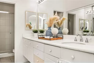 11 Medici Aisle, Irvine, CA 92606 - Photo 35