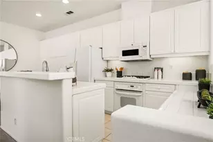 11 Medici Aisle, Irvine, CA 92606 - Photo 9