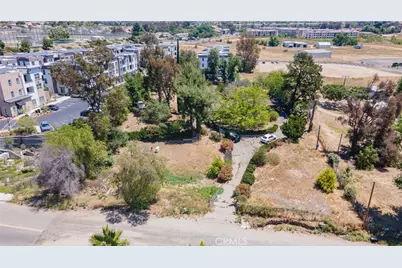 25071 Monroe, Murrieta, CA 92562 - Photo 9
