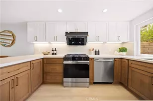 15 Eucalyptus, Irvine, CA 92612 - Photo 11