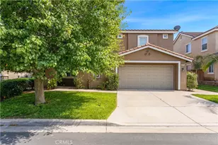 28383 Adrienne St, Murrieta, CA 92563 - Photo 3