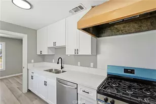 1002 Lochbrae Rd, Sacramento, CA 95815 - Photo 7