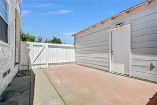 5960 Pepperwood Ave, Lakewood, CA 90712 - Photo 23