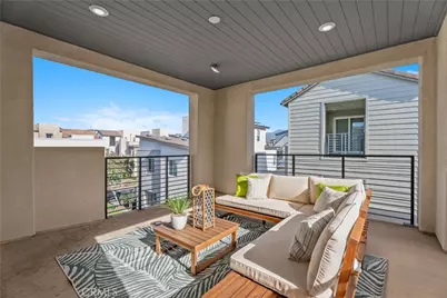 110 Spiral, Irvine, CA 92618 - Photo 7