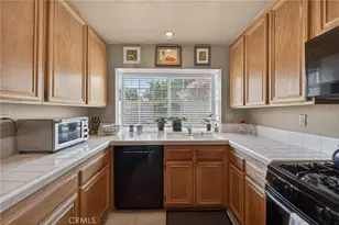 10 Agostino, Irvine, CA 92614 - Photo 9