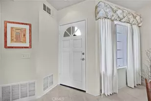 10 Agostino, Irvine, CA 92614 - Photo 5