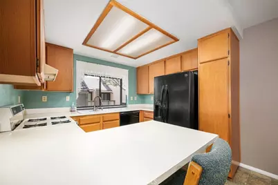 3530 W Sweetbay Court #D, Anaheim, CA 92804 - Photo 13
