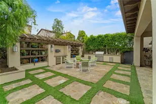 208 Radial, Irvine, CA 92618 - Photo 3