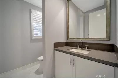 129 Lomita, Irvine, CA 92618 - Photo 3