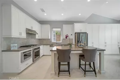 129 Lomita, Irvine, CA 92618 - Photo 9