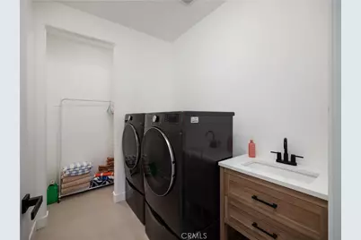 115 Cardinal, Irvine, CA 92618 - Photo 25