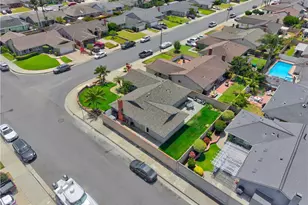 21281 Seaforth Ln, Huntington Beach, CA 92646 - Photo 35