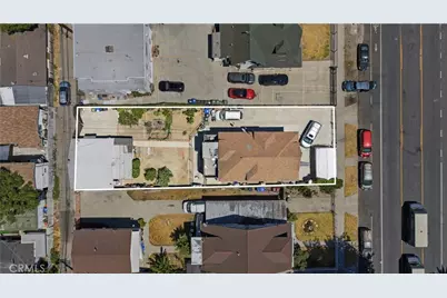 927 E 28th St, Los Angeles, CA 90011 - Photo 1
