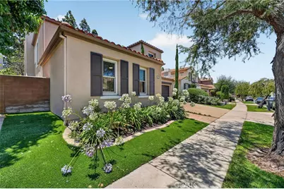 8 Castlebar, Irvine, CA 92618 - Photo 5