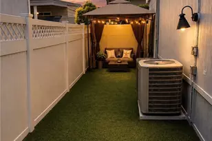 16421 Haiku Ln, Huntington Beach, CA 92649 - Photo 7