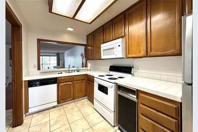 3525 Lebon Drive #204, San Diego, CA 92122 - Photo 9