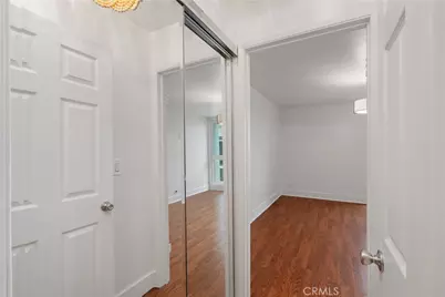 911 N Kings Road #319, West Hollywood, CA 90069 - Photo 25