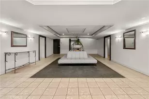 911 N Kings Road, West Hollywood, CA 90069 - Photo 5
