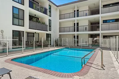 911 N Kings Road #319, West Hollywood, CA 90069 - Photo 35