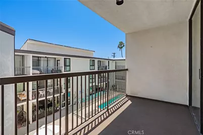 911 N Kings Road #319, West Hollywood, CA 90069 - Photo 31