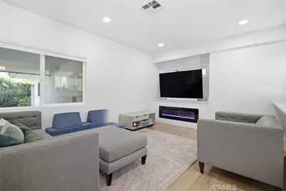 384 Colorado Street, Arcadia, CA 91007 - Photo 11