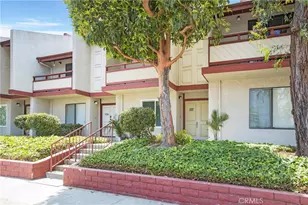 946 W 220th St, Torrance, CA 90502 - Photo 1