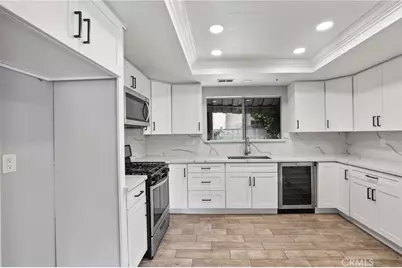 5108 W Napali, Santa Ana, CA 92704 - Photo 9