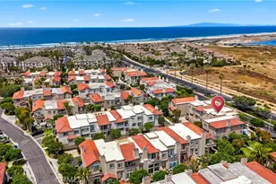19239 Meadowood Cir, Huntington Beach, CA 92648 - Photo 3