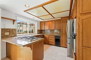 19239 Meadowood Cir, Huntington Beach, CA 92648 - Photo 33