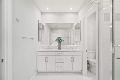 135 Messenger, Irvine, CA 92618 - Photo 25