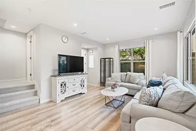 135 Messenger, Irvine, CA 92618 - Photo 3