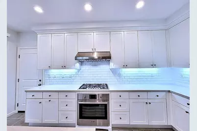 100 Desert Lotus, Irvine, CA 92618 - Photo 21