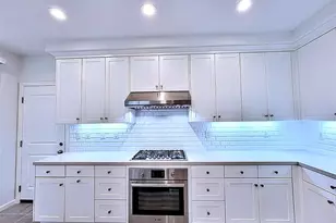 100 Desert Lotus, Irvine, CA 92618 - Photo 21