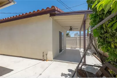 129 E Rancho, Corona, CA 92879 - Photo 35