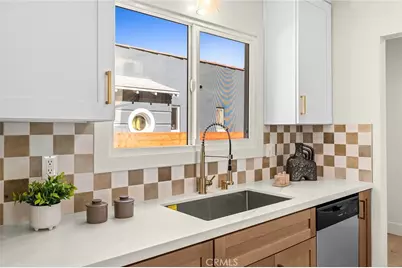 3630 W 61st, Los Angeles, CA 90043 - Photo 17