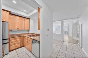 2000 Pacific Coast Hwy, Huntington Beach, CA 92648 - Photo 11