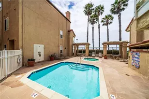 2000 Pacific Coast Hwy, Huntington Beach, CA 92648 - Photo 33