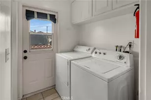 8534 Phlox Dr, Buena Park, CA 90620 - Photo 21