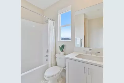 27510 Grand Fir Way, Valencia, CA 91381 - Photo 17