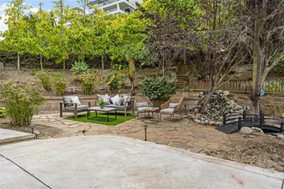 945 Park, Laguna Beach, CA 92651 - Photo 43