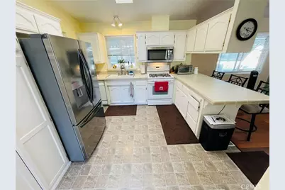 77 Seville, Tustin, CA 92780 - Photo 11