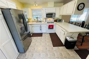 77 Seville, Tustin, CA 92780 - Photo 11