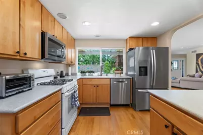 17261 Citron, Irvine, CA 92612 - Photo 13