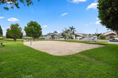 17735 Los Jardines, Fountain Valley, CA 92708 - Photo 27