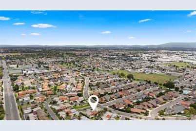17735 Los Jardines, Fountain Valley, CA 92708 - Photo 35