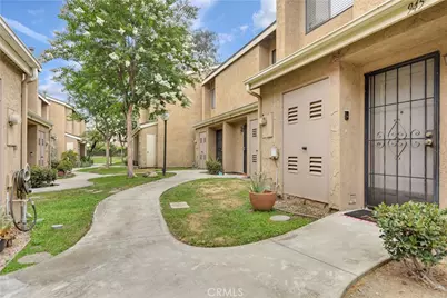941 S Mountain, Ontario, CA 91762 - Photo 3