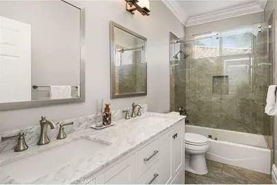 2564 Newman Avenue, Tustin, CA 92782 - Photo 35