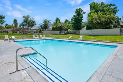 1 Woodleaf, Irvine, CA 92614 - Photo 31