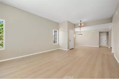 1 Woodleaf, Irvine, CA 92614 - Photo 15
